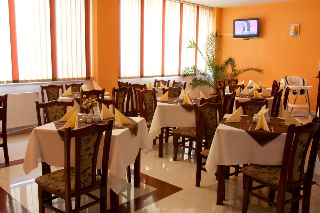 Denisa Hotel Otopeni Εξωτερικό φωτογραφία